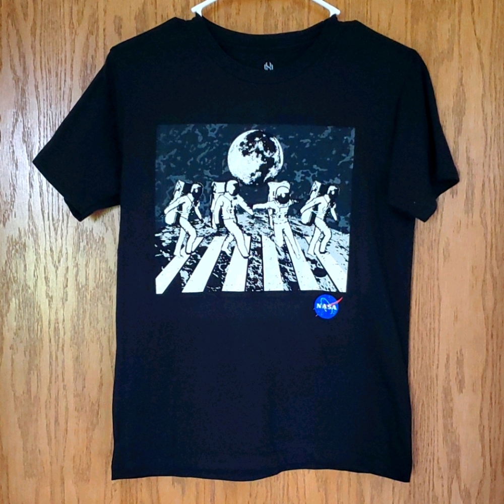 Like new NASA top